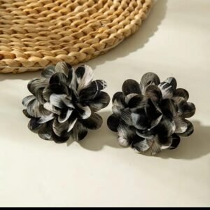 Classic cloth earrings